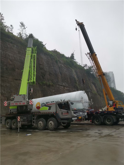 涪城区“不怕风雨冻”—— 吊车的 “恶劣环境适应” 技术
