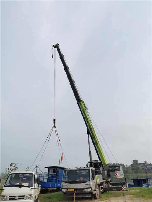 涪城区桥梁建设吊装案例